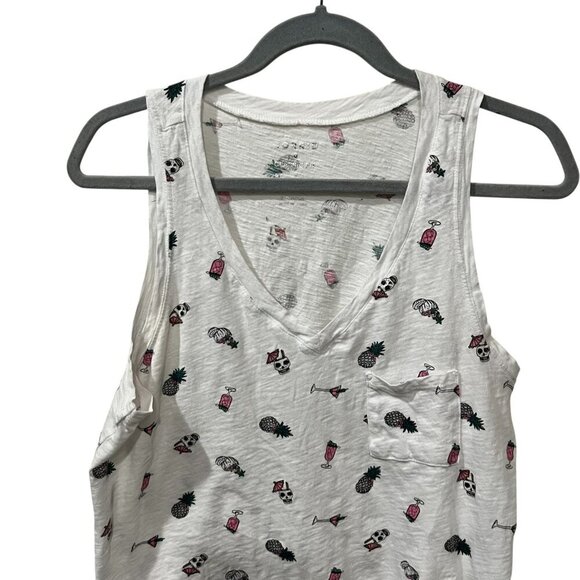 Torrid White Tank Top With Tropical & Skull Print Classic Fit Size 0 size large - Picture 4 of 7